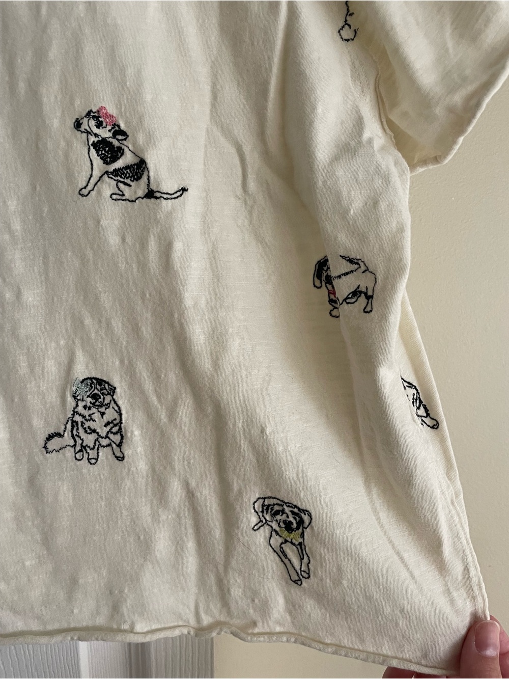Anthropologie Caitlin Boxy T-Shirt by Maeve - Embroidered Edition - Dogs - Sz L - Picture 10 of 10